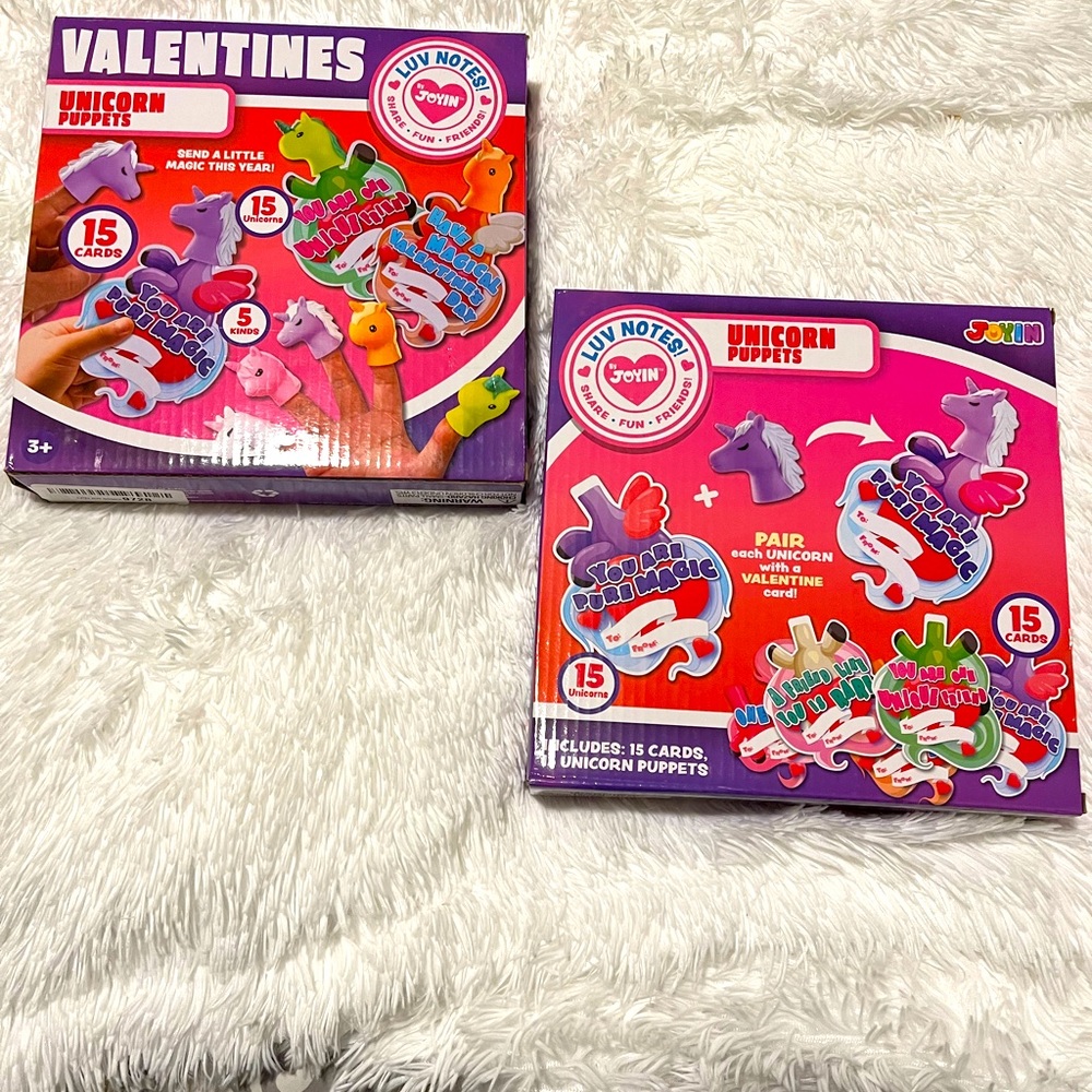 Valentine Gift Cards With Unicorn Finger Puppet (2) Boxes
